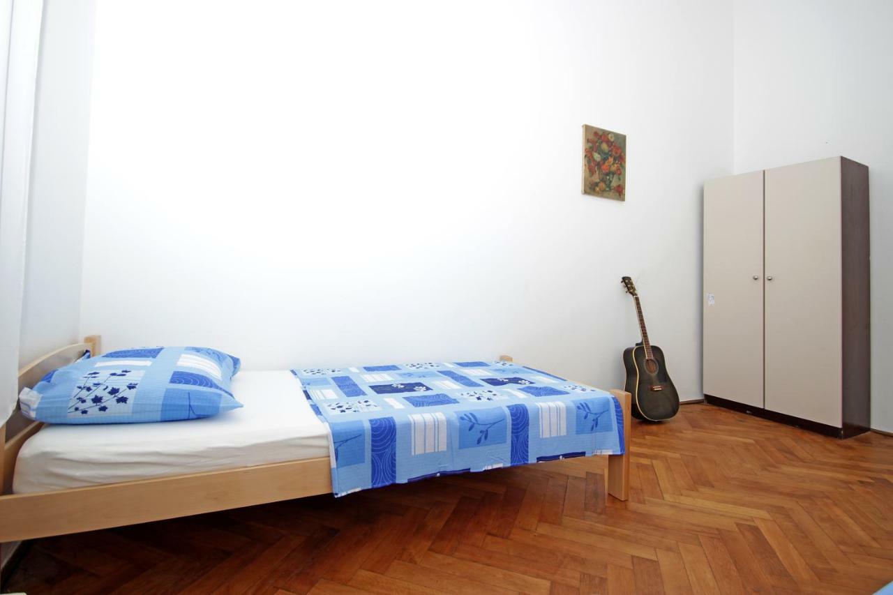 Apartment In The Top Center Of Old Town Pula Buitenkant foto