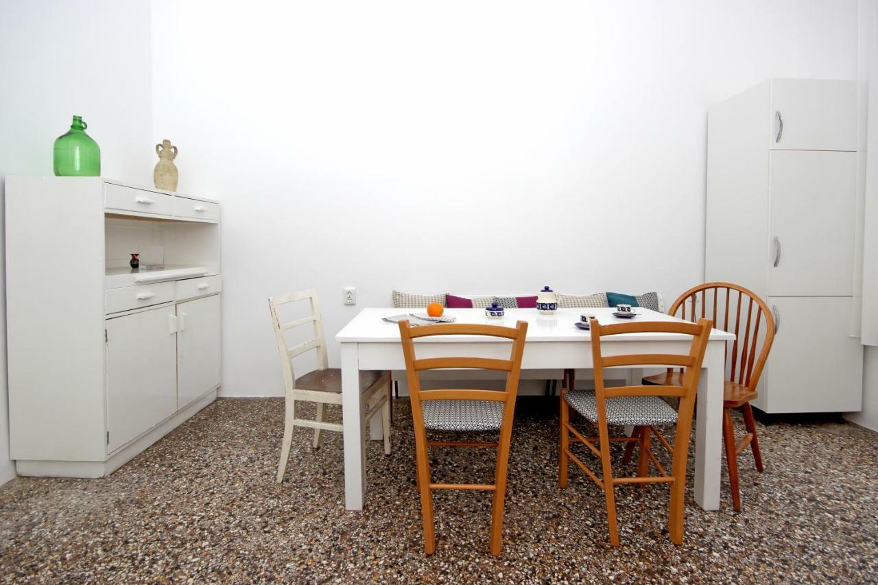 Apartment In The Top Center Of Old Town Pula Buitenkant foto