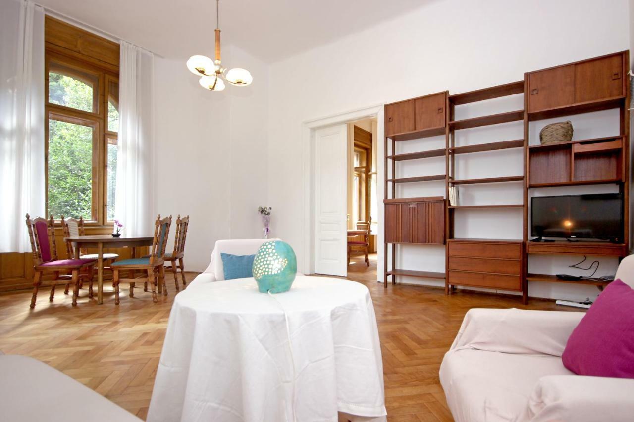 Apartment In The Top Center Of Old Town Pula Buitenkant foto