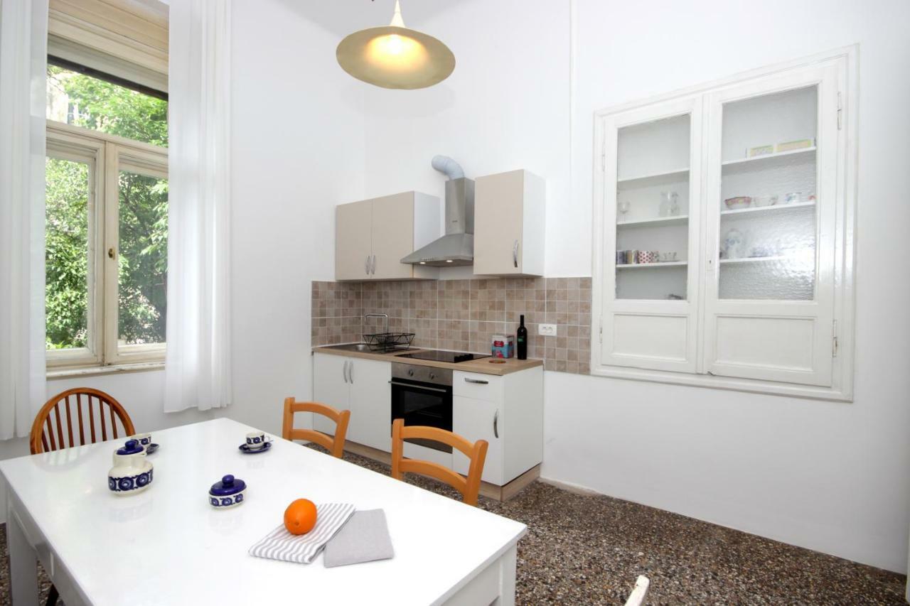 Apartment In The Top Center Of Old Town Pula Buitenkant foto